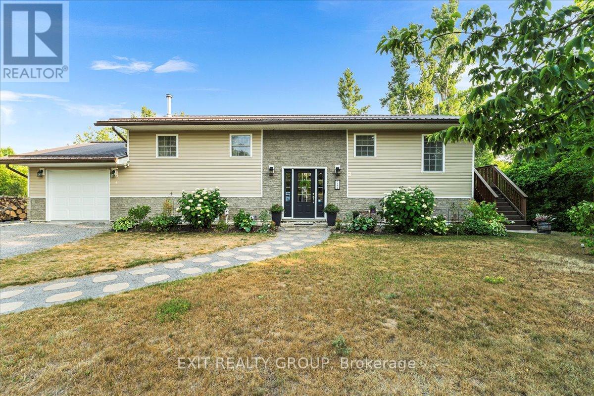 Property at 1262 QUIN-MO-LAC ROAD image 1