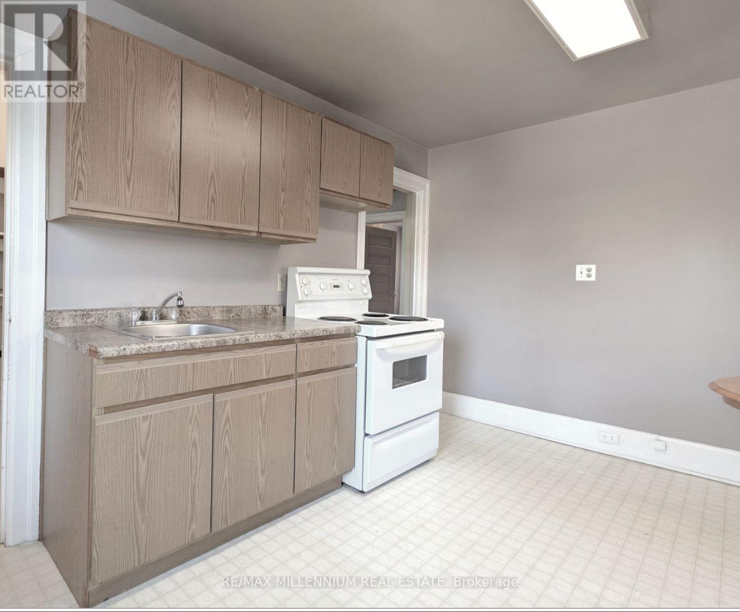 1064 Monmouth Road, Windsor, Ontario  N8Y 3L7 - Photo 7 - X12292095