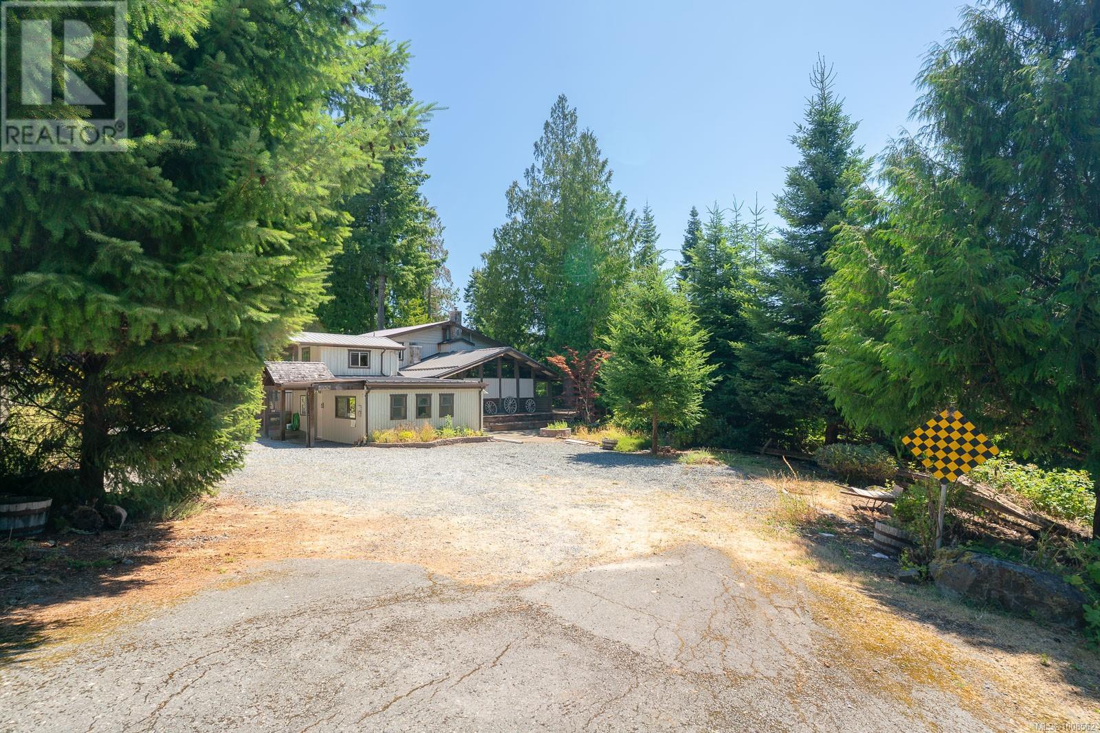 300&304 Deer Rd, Lake Cowichan, British Columbia  V0R 2G0 - Photo 4 - 1008562