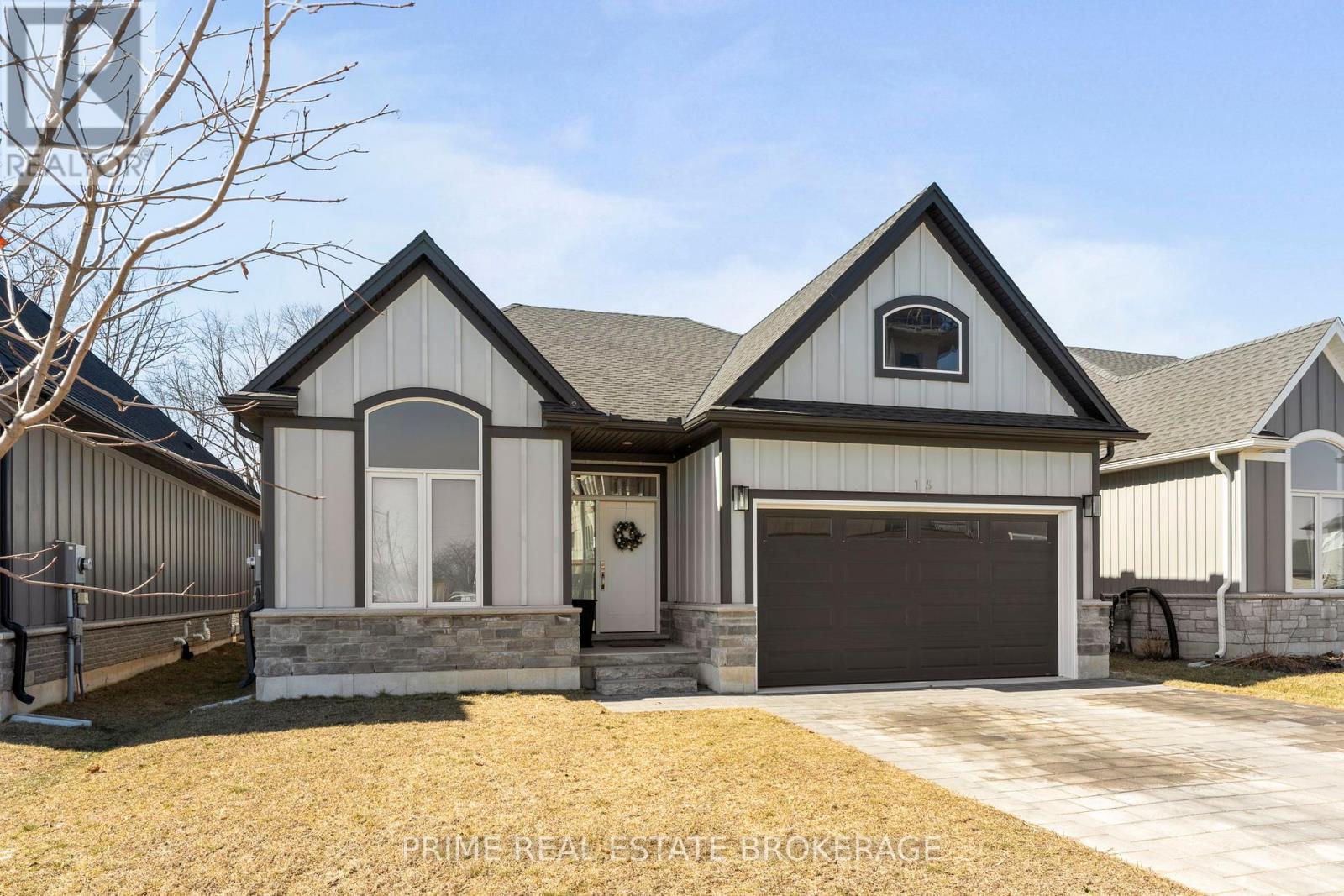 15 Compass Trail, Central Elgin, Ontario  N5L 0B8 - Photo 2 - X12312453
