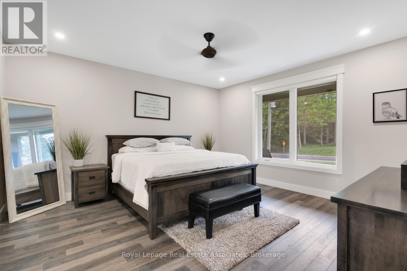 8037 Springwater Road, Central Elgin, Ontario  N5H 2R4 - Photo 16 - X12190427