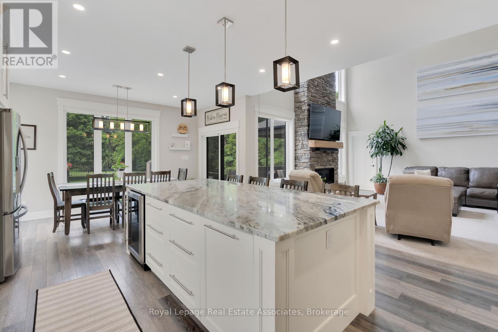 8037 Springwater Road, Central Elgin, Ontario  N5H 2R4 - Photo 14 - X12190427