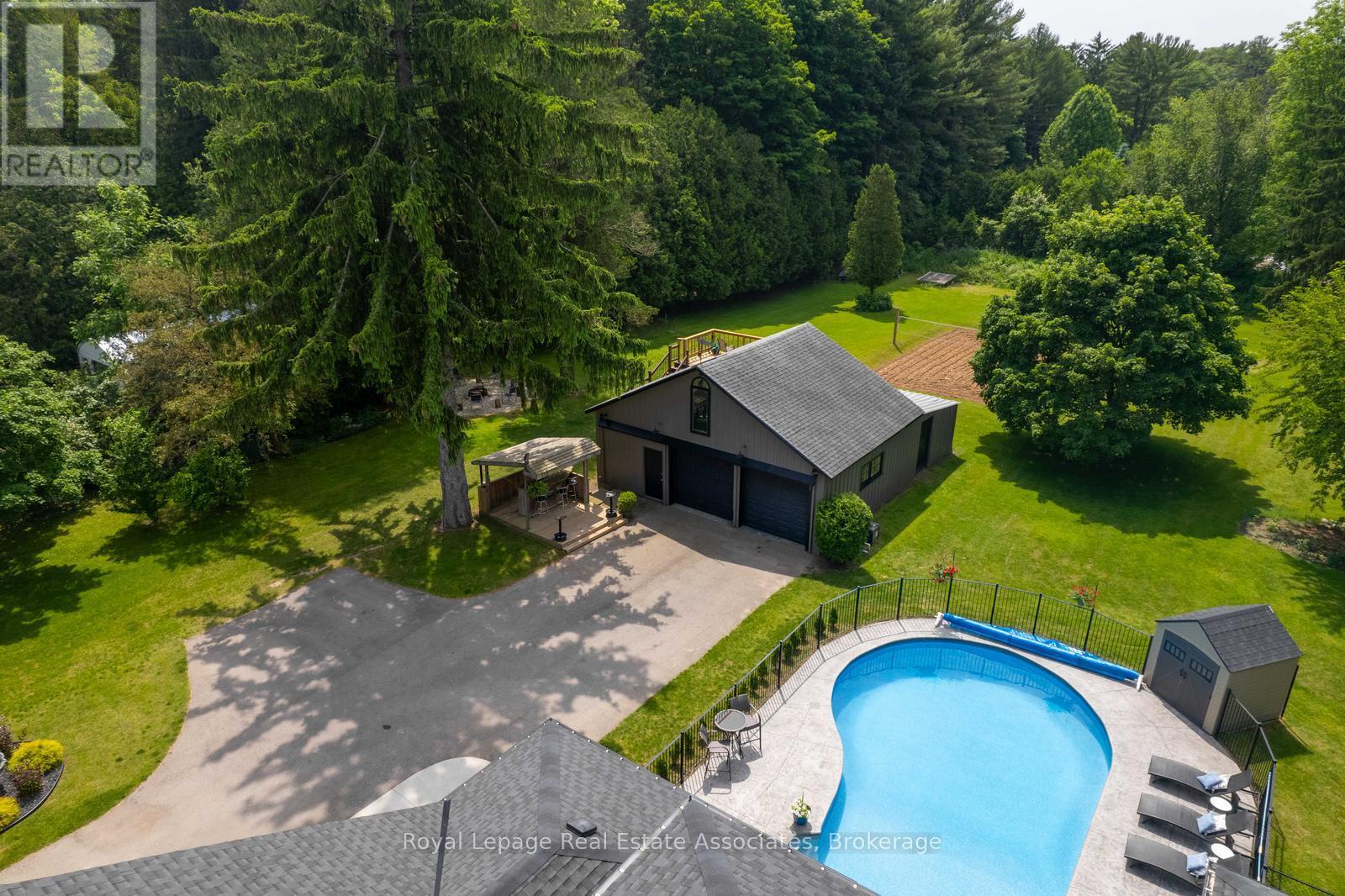 8037 Springwater Road, Central Elgin, Ontario  N5H 2R4 - Photo 49 - X12190427