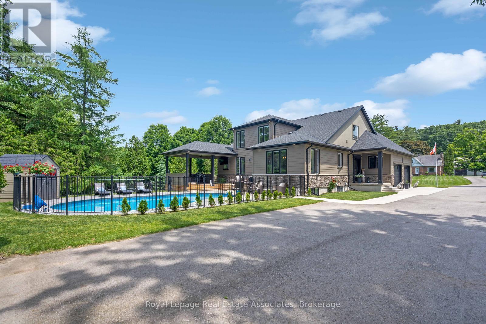 8037 Springwater Road, Central Elgin, Ontario  N5H 2R4 - Photo 39 - X12190427