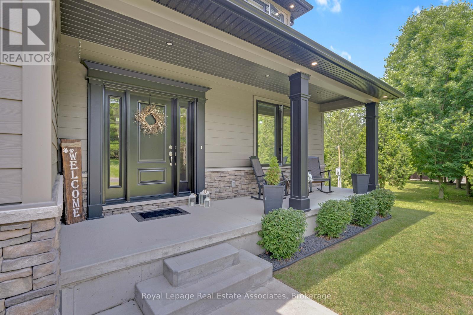 8037 Springwater Road, Central Elgin, Ontario  N5H 2R4 - Photo 5 - X12190427