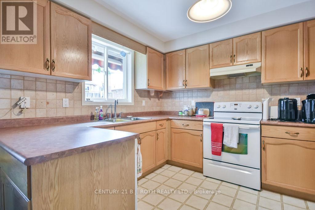 26 Johnson Street, Orillia, Ontario  L3V 7S4 - Photo 6 - S12312377