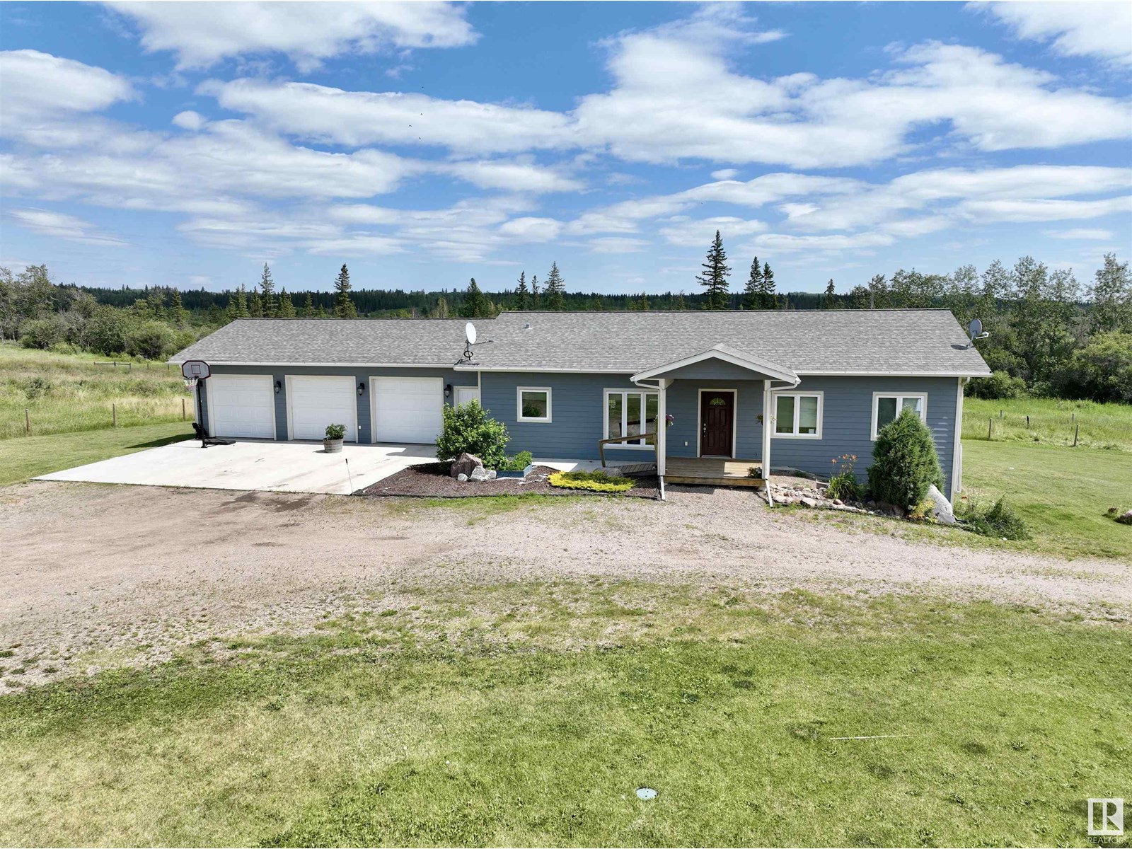 SW 28 54 11 W4, Rural Two Hills County, Alberta