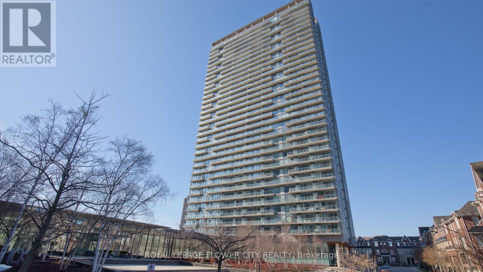415 - 105 The Queensway Avenue, Toronto, Ontario  M6S 5B5 - Photo 10 - W12312392