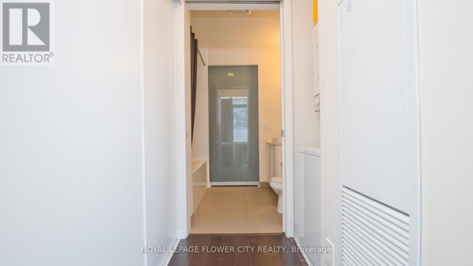 415 - 105 The Queensway Avenue, Toronto, Ontario  M6S 5B5 - Photo 35 - W12312392