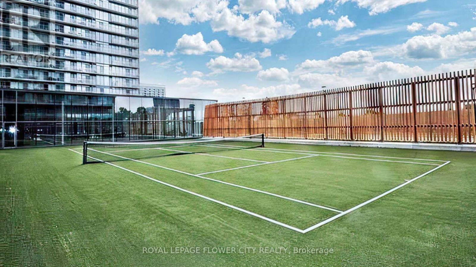 415 - 105 The Queensway Avenue, Toronto, Ontario  M6S 5B5 - Photo 50 - W12312392