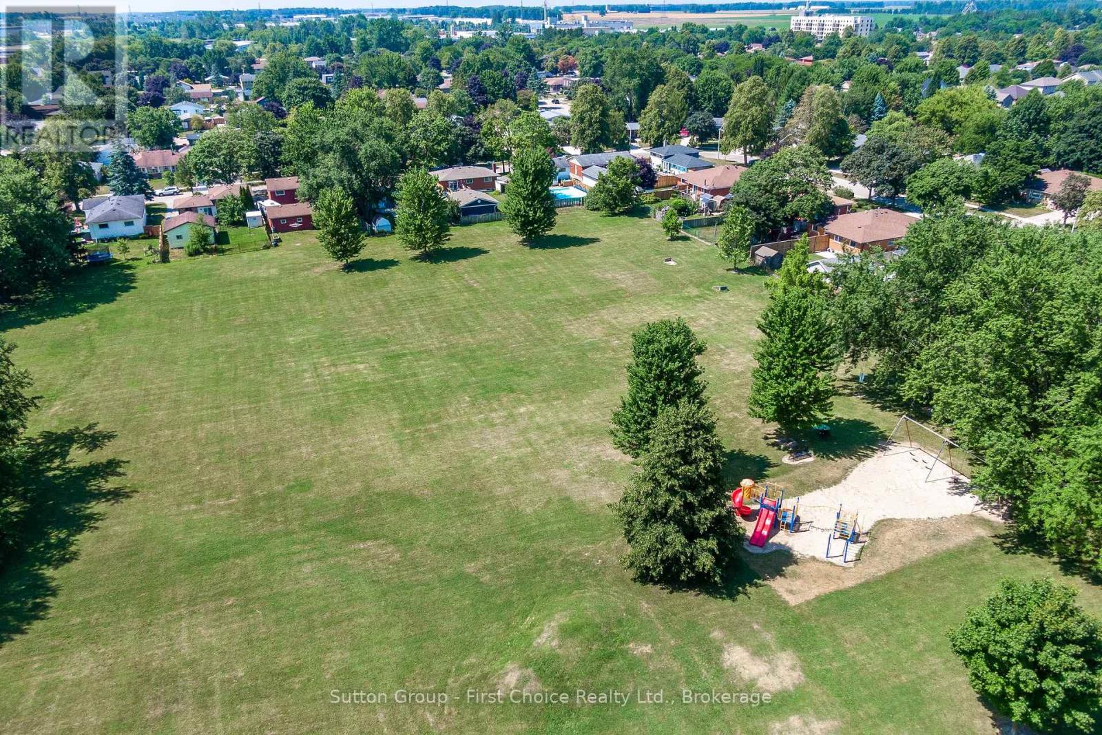 292 Redford Crescent, Stratford, Ontario  N5A 1P5 - Photo 48 - X12312542