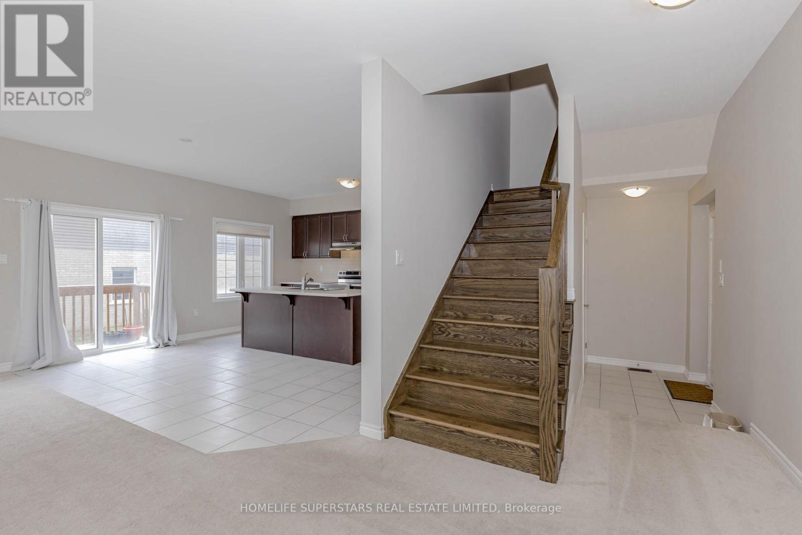 10 Macklin Street, Brantford, Ontario  N3V 0B2 - Photo 11 - X12312396