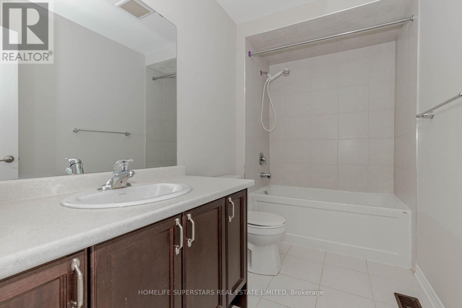 10 Macklin Street, Brantford, Ontario  N3V 0B2 - Photo 36 - X12312396