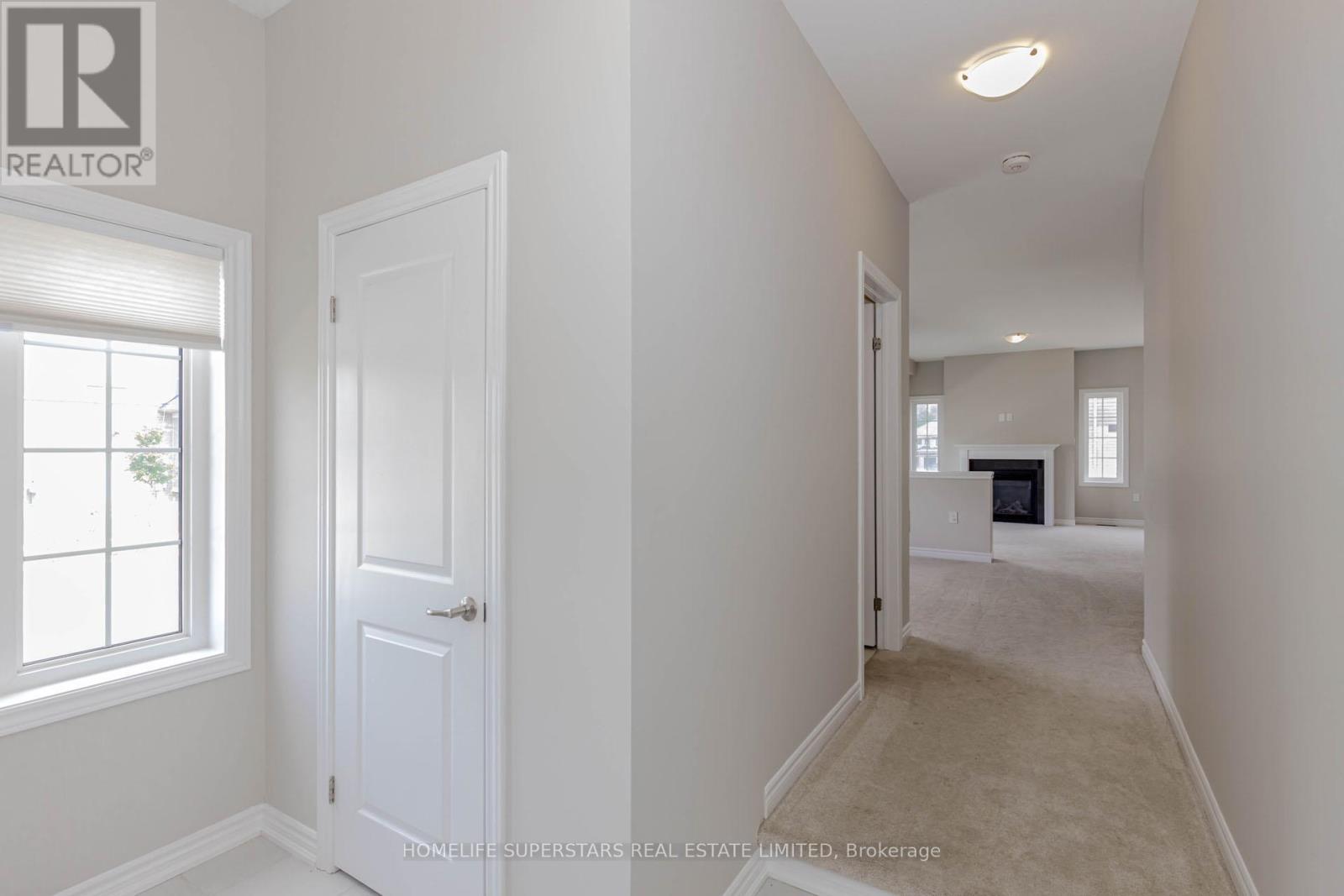 10 Macklin Street, Brantford, Ontario  N3V 0B2 - Photo 5 - X12312396