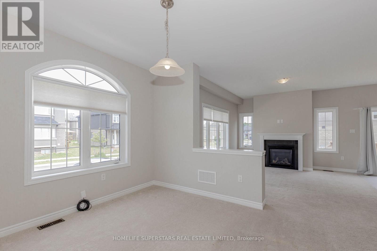 10 Macklin Street, Brantford, Ontario  N3V 0B2 - Photo 7 - X12312396