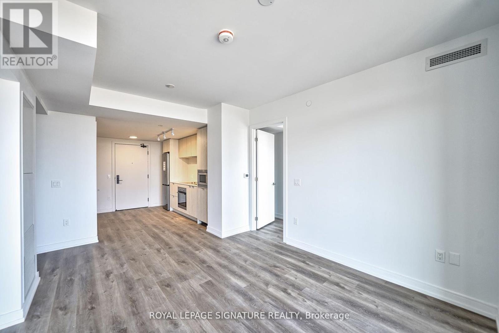 1421 - 1 Jarvis Street, Hamilton, Ontario  L8R 3J2 - Photo 14 - X12312425