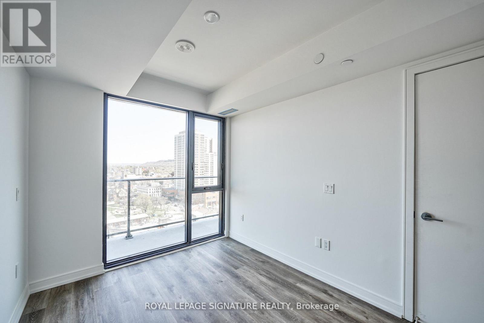 1421 - 1 Jarvis Street, Hamilton, Ontario  L8R 3J2 - Photo 20 - X12312425