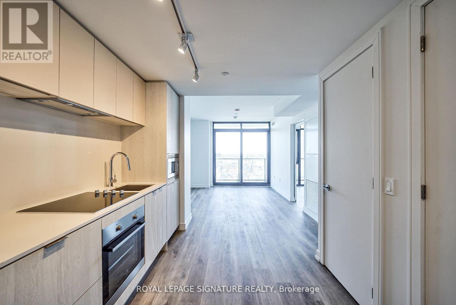 1421 - 1 Jarvis Street, Hamilton, Ontario  L8R 3J2 - Photo 8 - X12312425