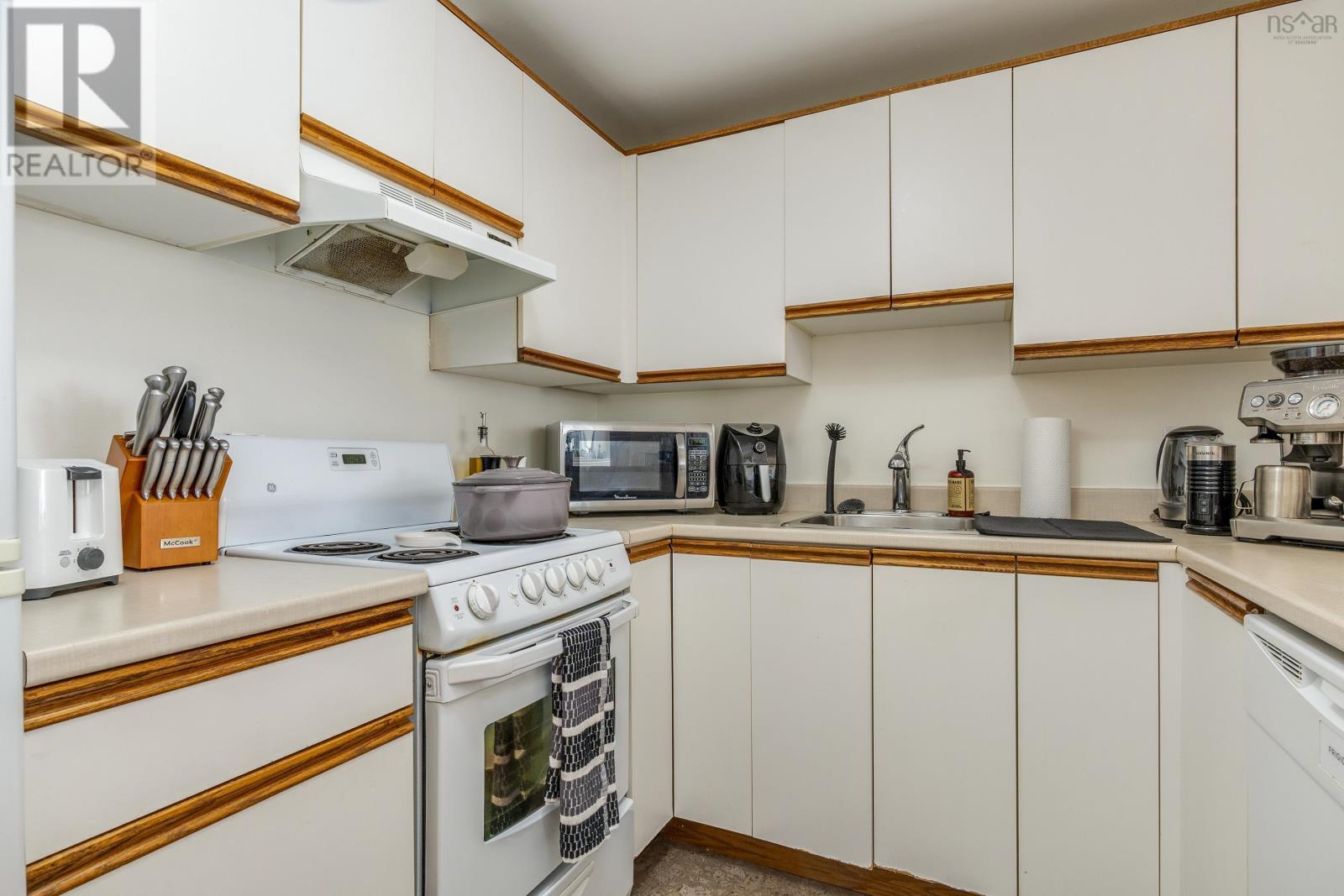 623 1326 Lower Water Street, Halifax, Nova Scotia B3J 3R3 - Photo 5 - 202516259