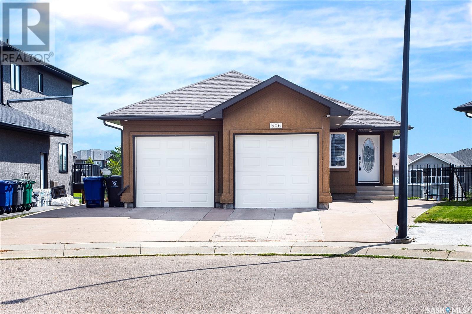 Property at 506 Allwood MANOR image 3