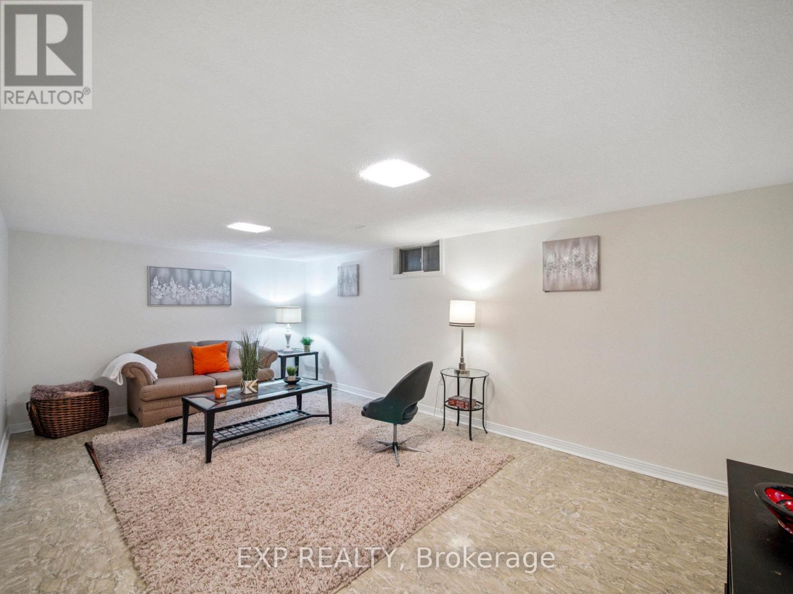 49 Ashcroft Court, Vaughan (East Woodbridge), Ontario  L4L 1H3 - Photo 17 - N12312506