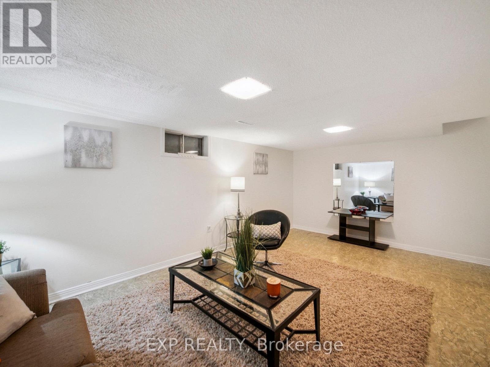 49 Ashcroft Court, Vaughan (East Woodbridge), Ontario  L4L 1H3 - Photo 19 - N12312506