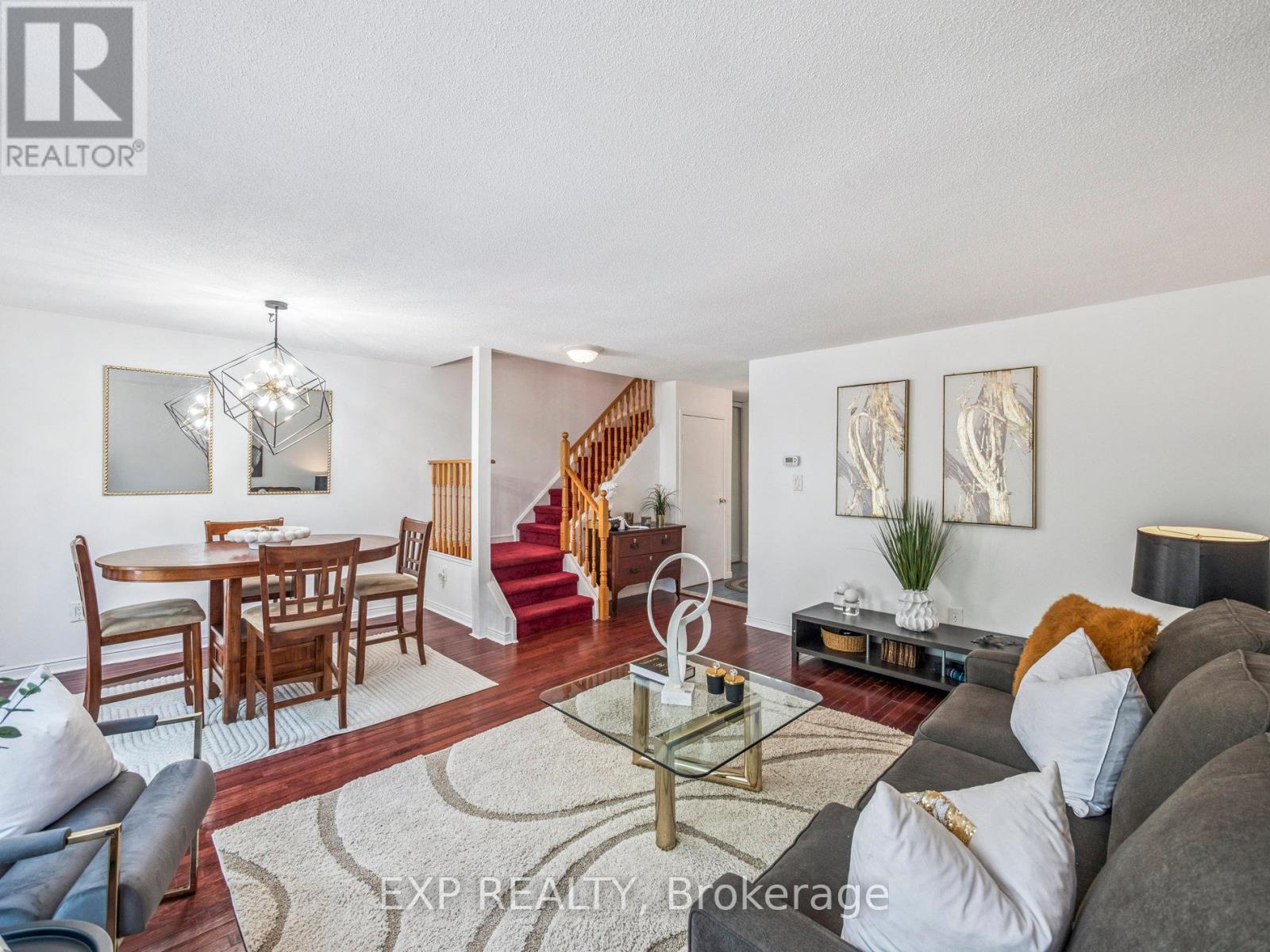 49 Ashcroft Court, Vaughan (East Woodbridge), Ontario  L4L 1H3 - Photo 3 - N12312506