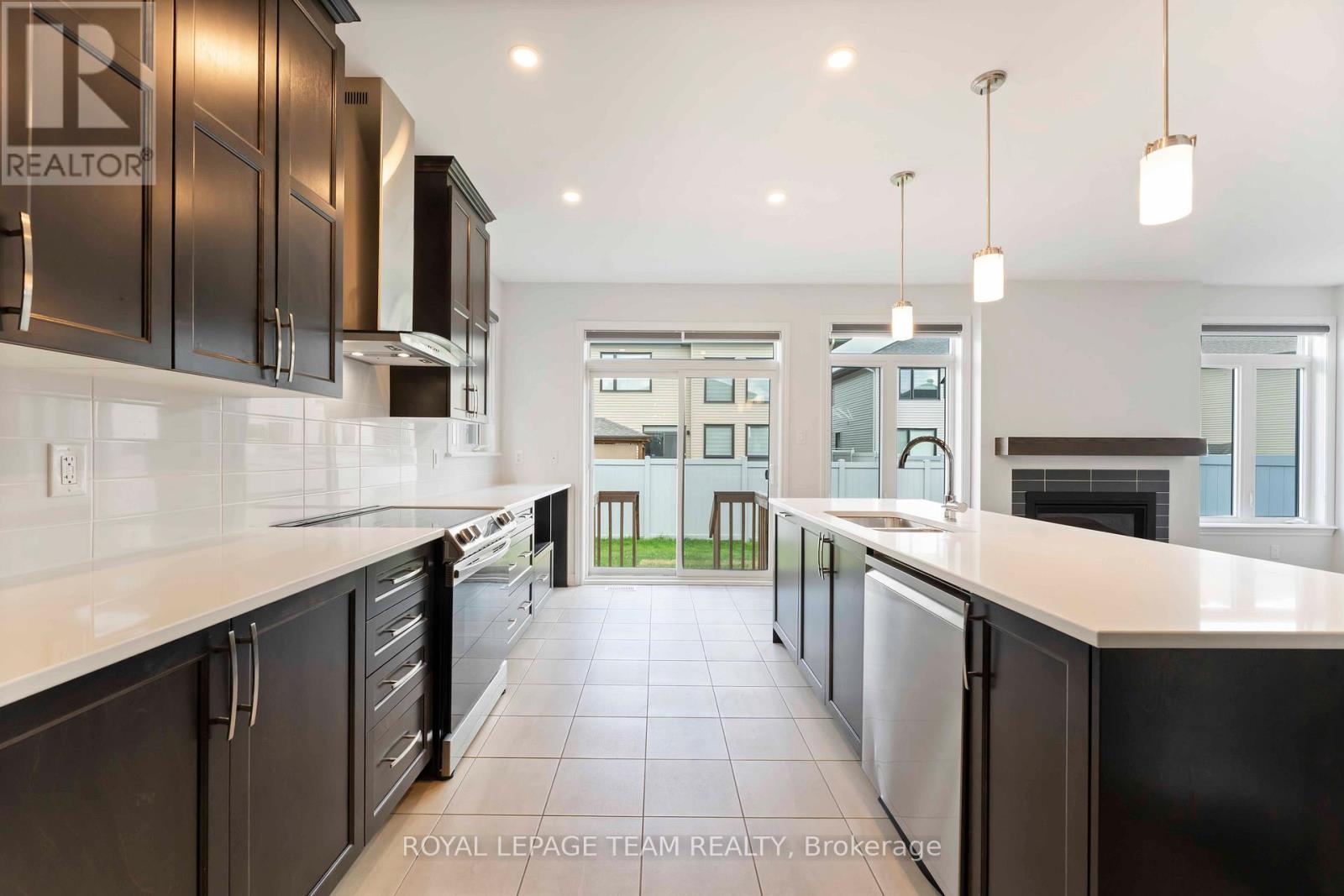 1010 Brian Good Avenue, Ottawa, Ontario  K4M 0R3 - Photo 24 - X12304811