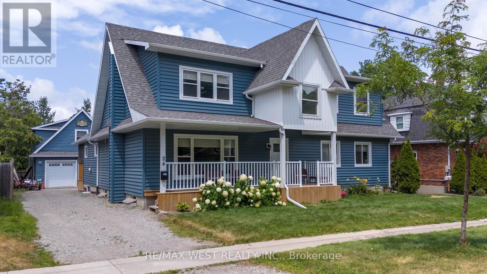 26 Granville Street, Barrie (Allandale), Ontario  L4N 3J9 - Photo 1 - S12311760