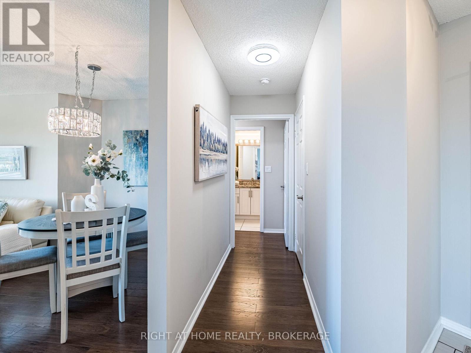 423 - 1001 Cedarglen Gate, Mississauga, Ontario  L5C 4R2 - Photo 22 - W12243942
