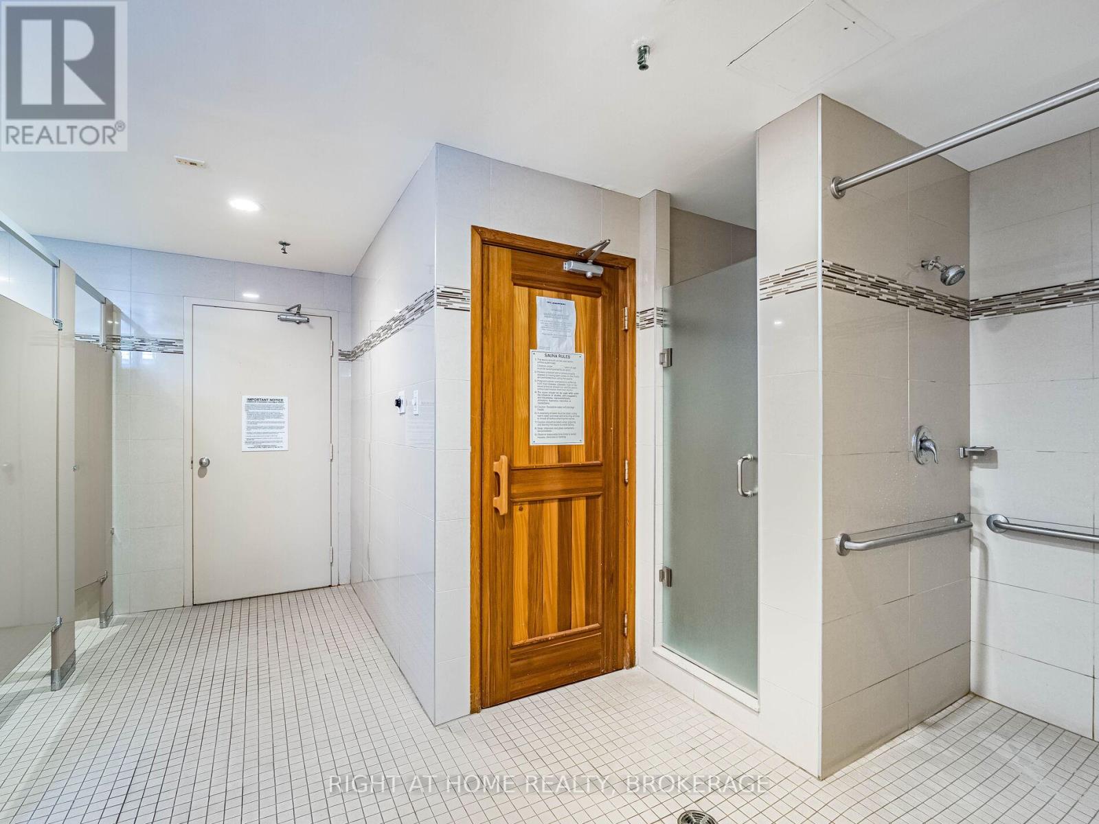 423 - 1001 Cedarglen Gate, Mississauga, Ontario  L5C 4R2 - Photo 33 - W12243942