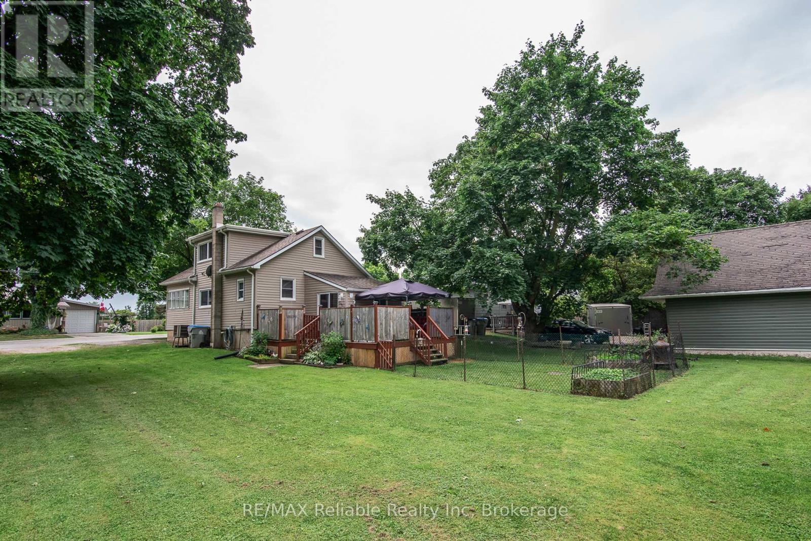 51 Dunlop Street, Central Huron, Ontario  N0M 1L0 - Photo 30 - X12312659
