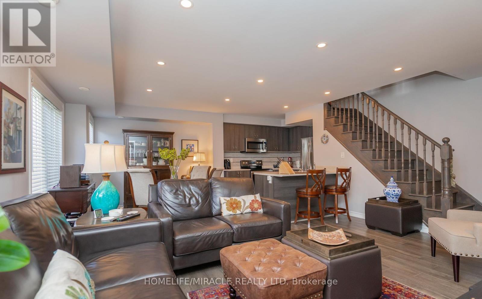 140 - 200 Veterans Drive, Brampton, Ontario  L7A 4S6 - Photo 9 - W12312498