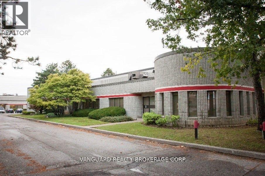 Unit 22 - 1111 Flint Road, Toronto, Ontario  M3J 3C7 - Photo 1 - W12312516