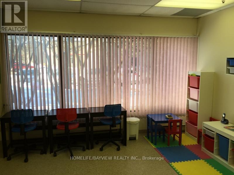 Unit 22 - 1111 Flint Road, Toronto, Ontario  M3J 3C7 - Photo 4 - W12312516