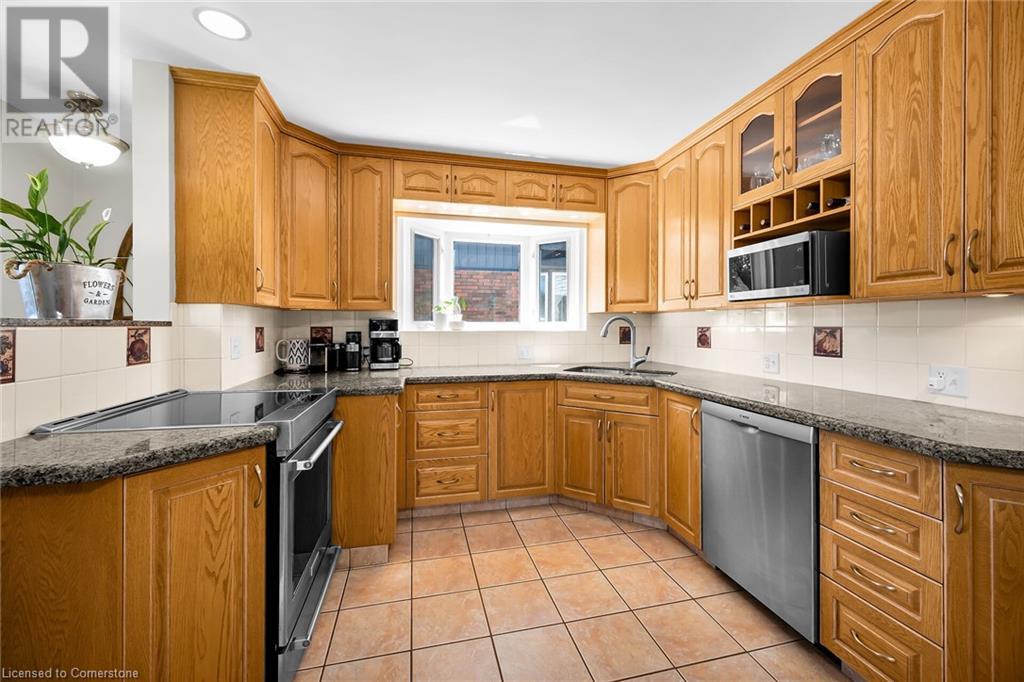 130 West 26th Street, Hamilton, Ontario  L9C 4Z4 - Photo 17 - 40755549