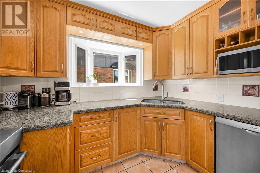 130 West 26th Street, Hamilton, Ontario  L9C 4Z4 - Photo 18 - 40755549