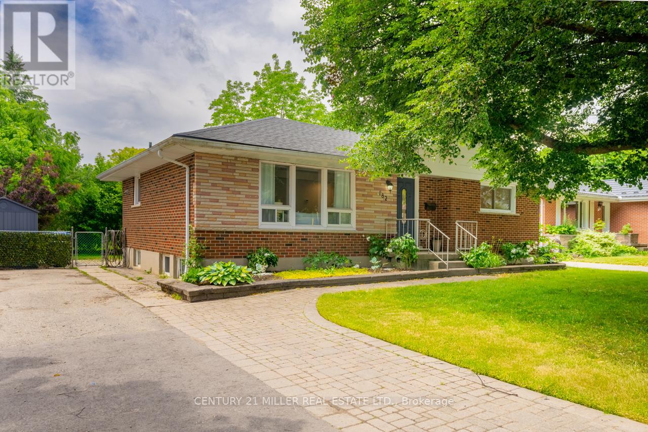 Property at 182 METCALFE STREET image 1