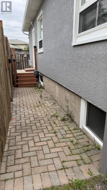 Basement Unit - 134 St. David's Road, St. Catharines, Ontario  L2T 1R1 - Photo 4 - X12312541