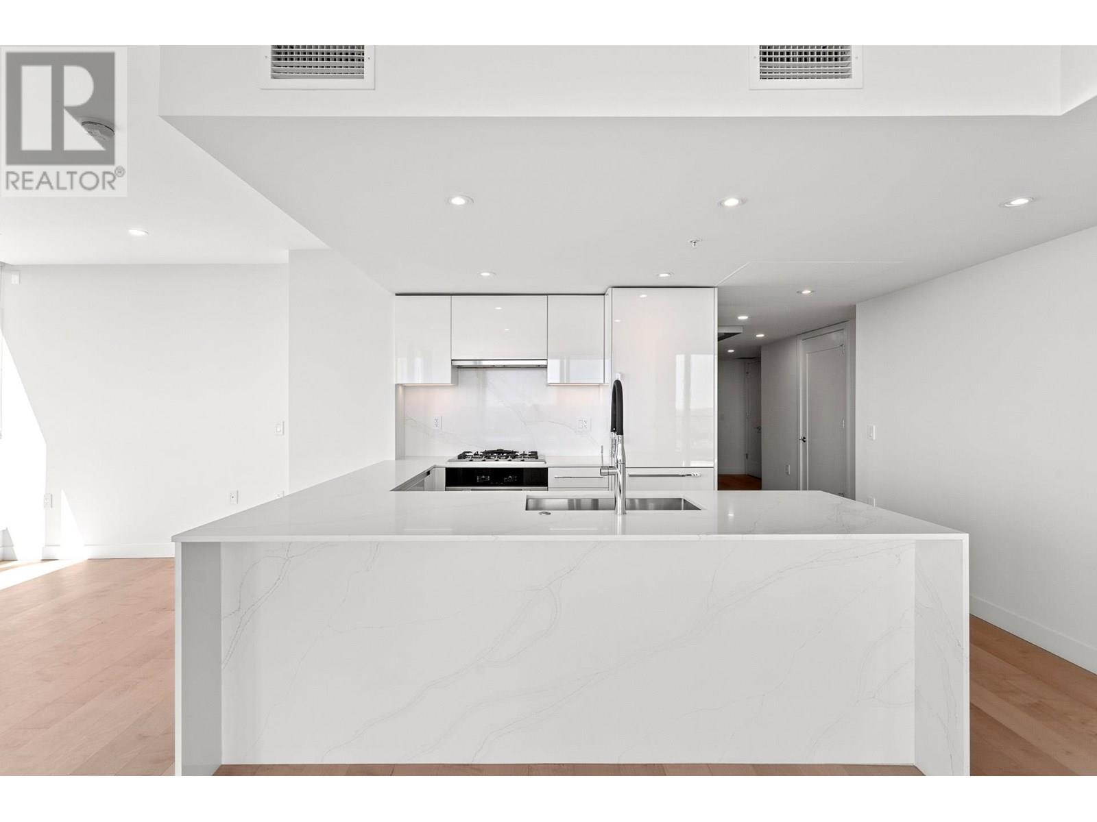 703 135 E 13th Street, North Vancouver, British Columbia  V7L 0J8 - Photo 18 - R3031605