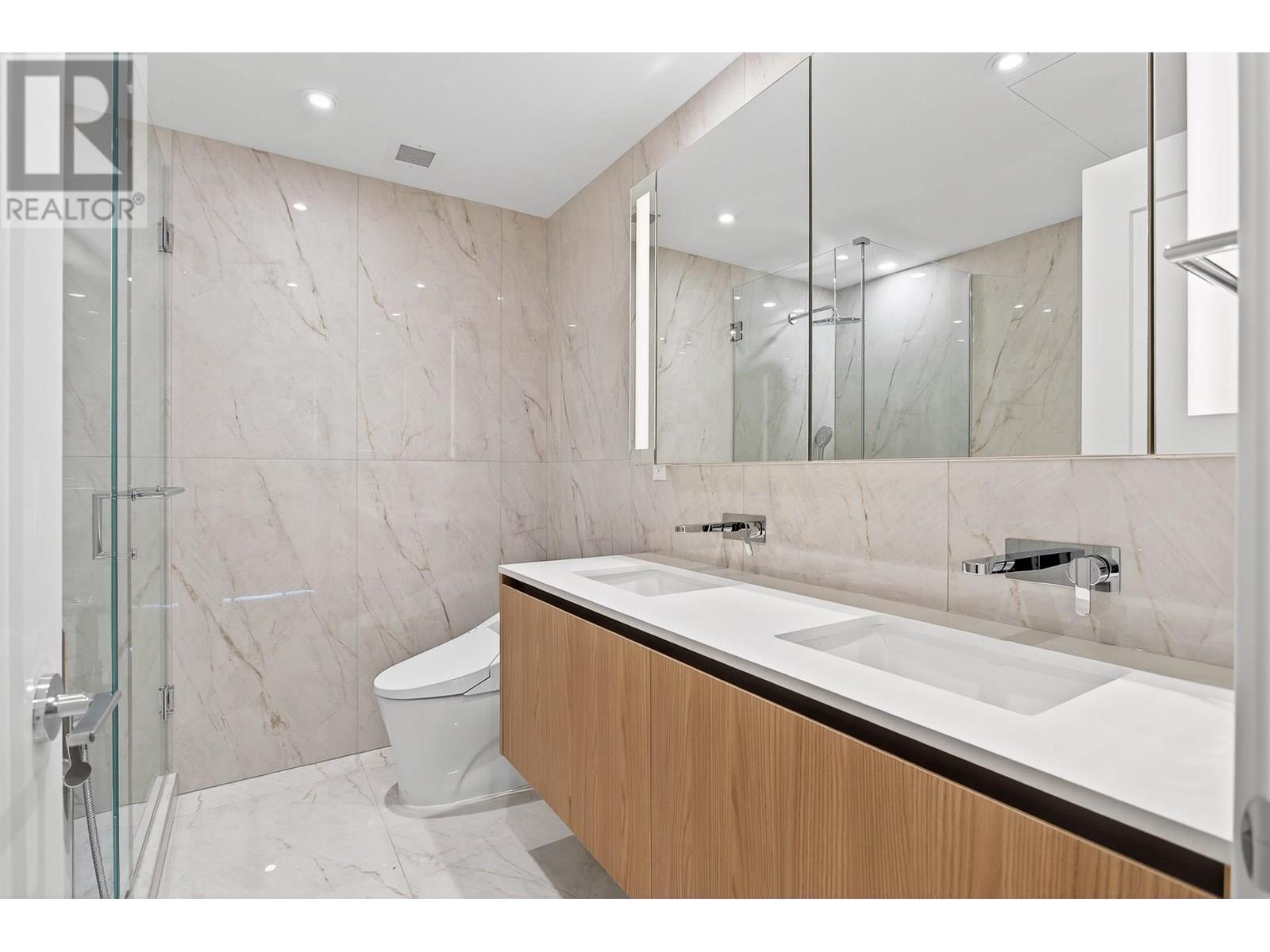 703 135 E 13th Street, North Vancouver, British Columbia  V7L 0J8 - Photo 25 - R3031605