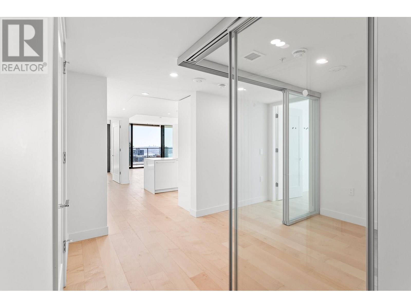 703 135 E 13th Street, North Vancouver, British Columbia  V7L 0J8 - Photo 31 - R3031605