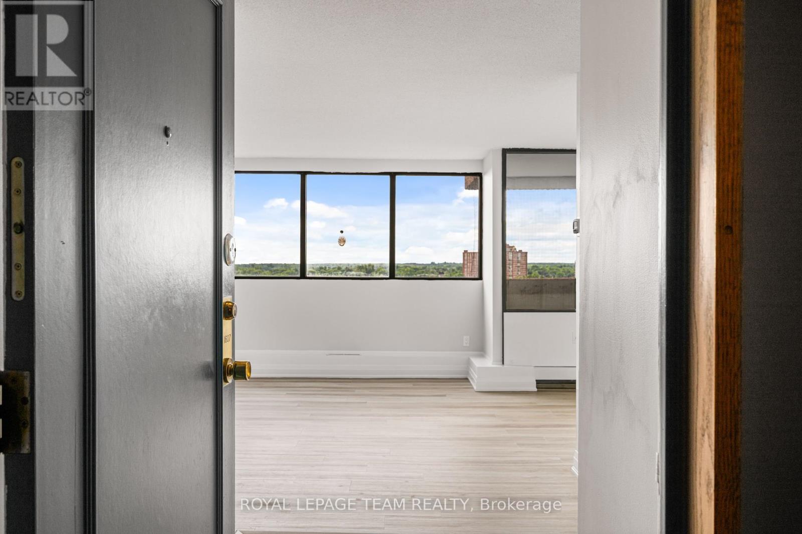 Property at 1607 - 1285 CAHILL DRIVE image 4