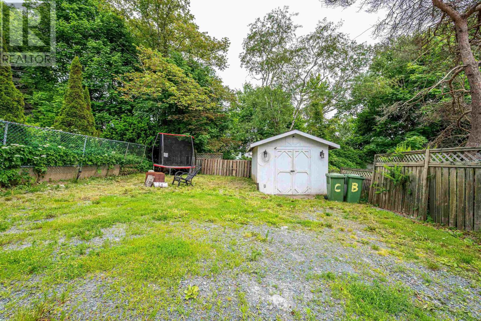 6944 Leppert Street, Halifax, Nova Scotia  B3L 1N8 - Photo 33 - 202515113