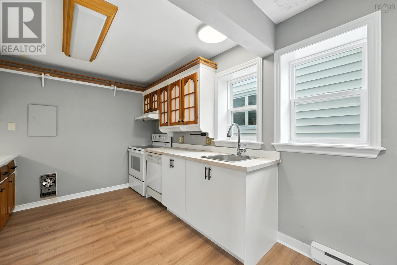 6944 Leppert Street, Halifax, Nova Scotia  B3L 1N8 - Photo 17 - 202515113