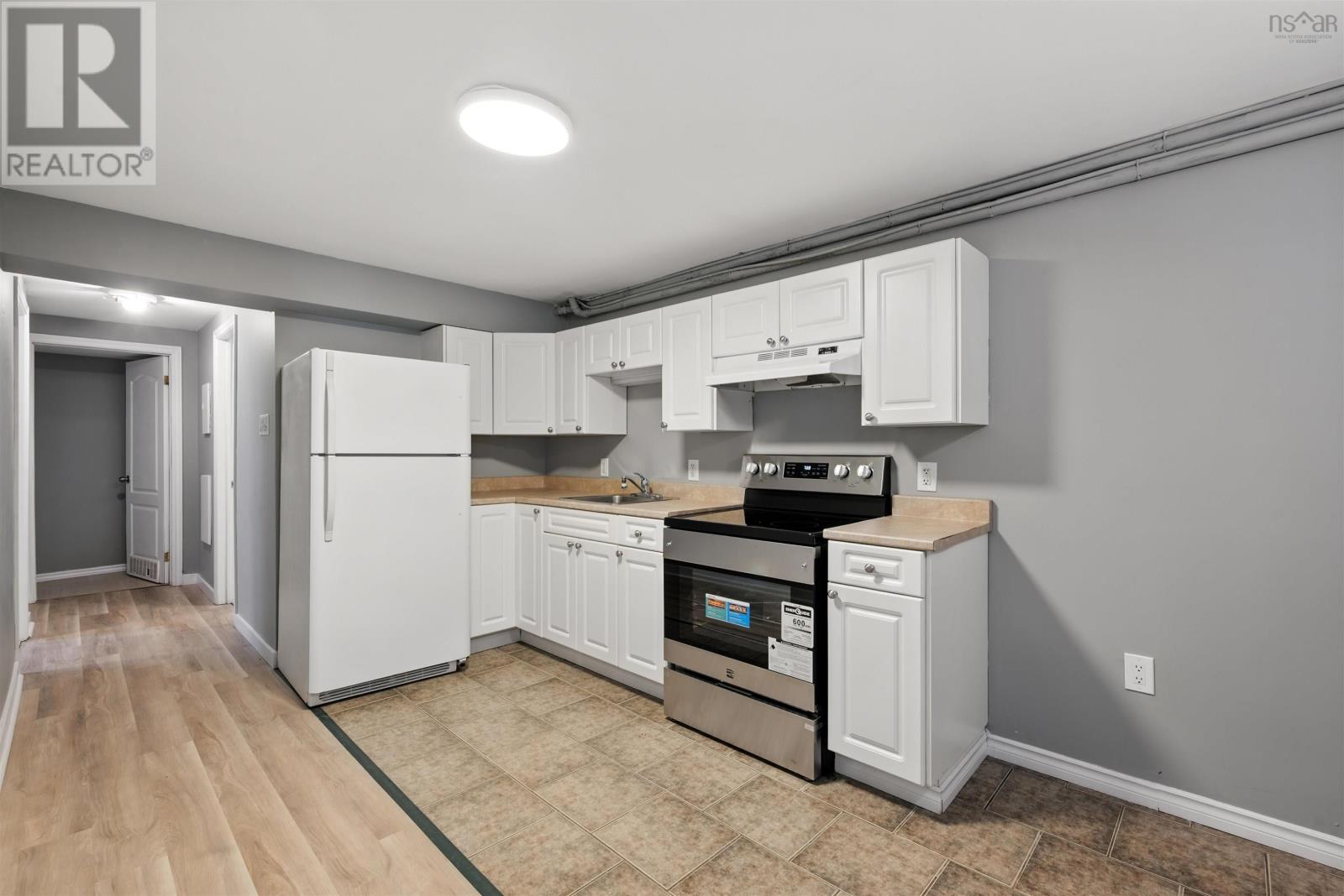 6944 Leppert Street, Halifax, Nova Scotia  B3L 1N8 - Photo 26 - 202515113