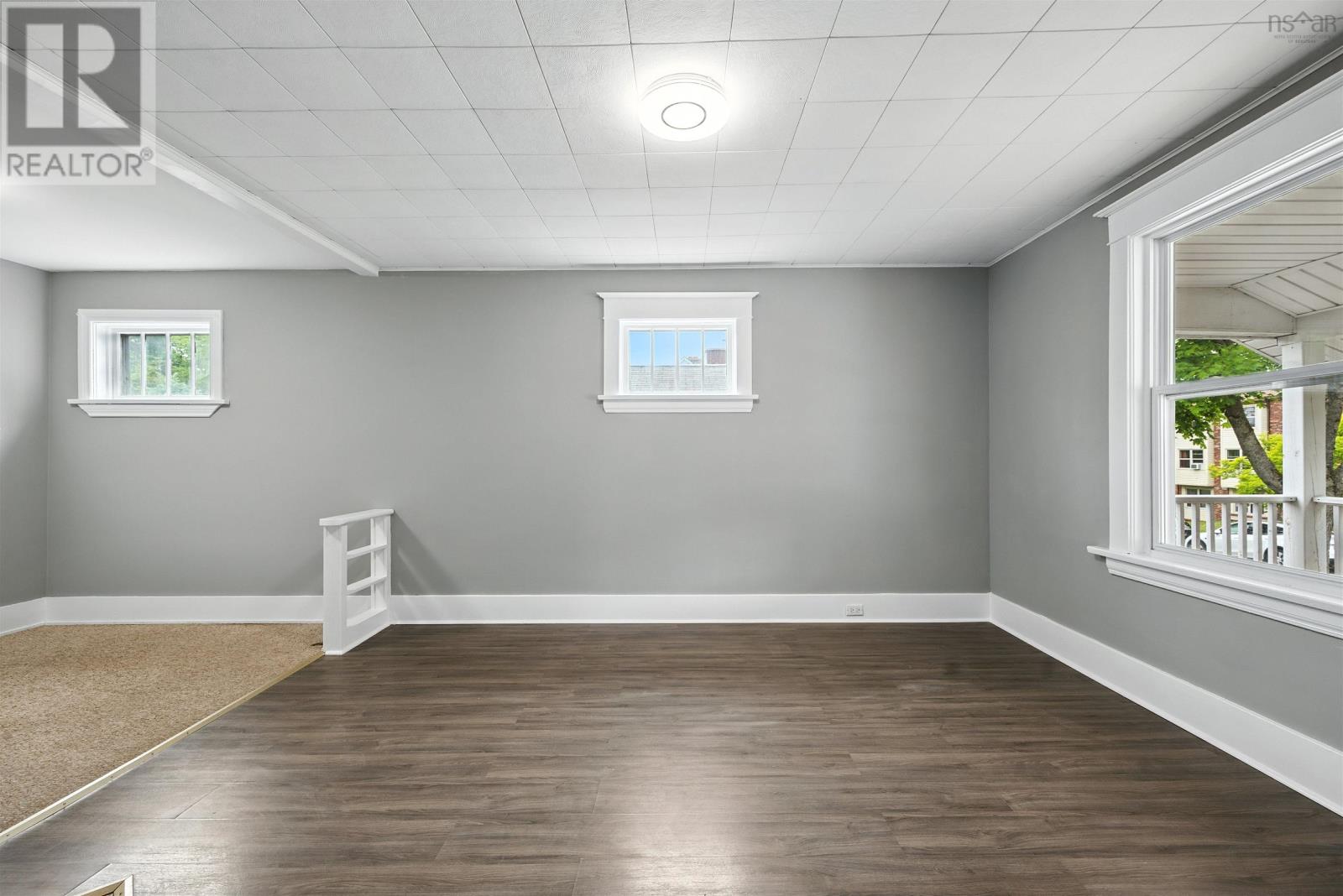 6944 Leppert Street, Halifax, Nova Scotia  B3L 1N8 - Photo 4 - 202515112