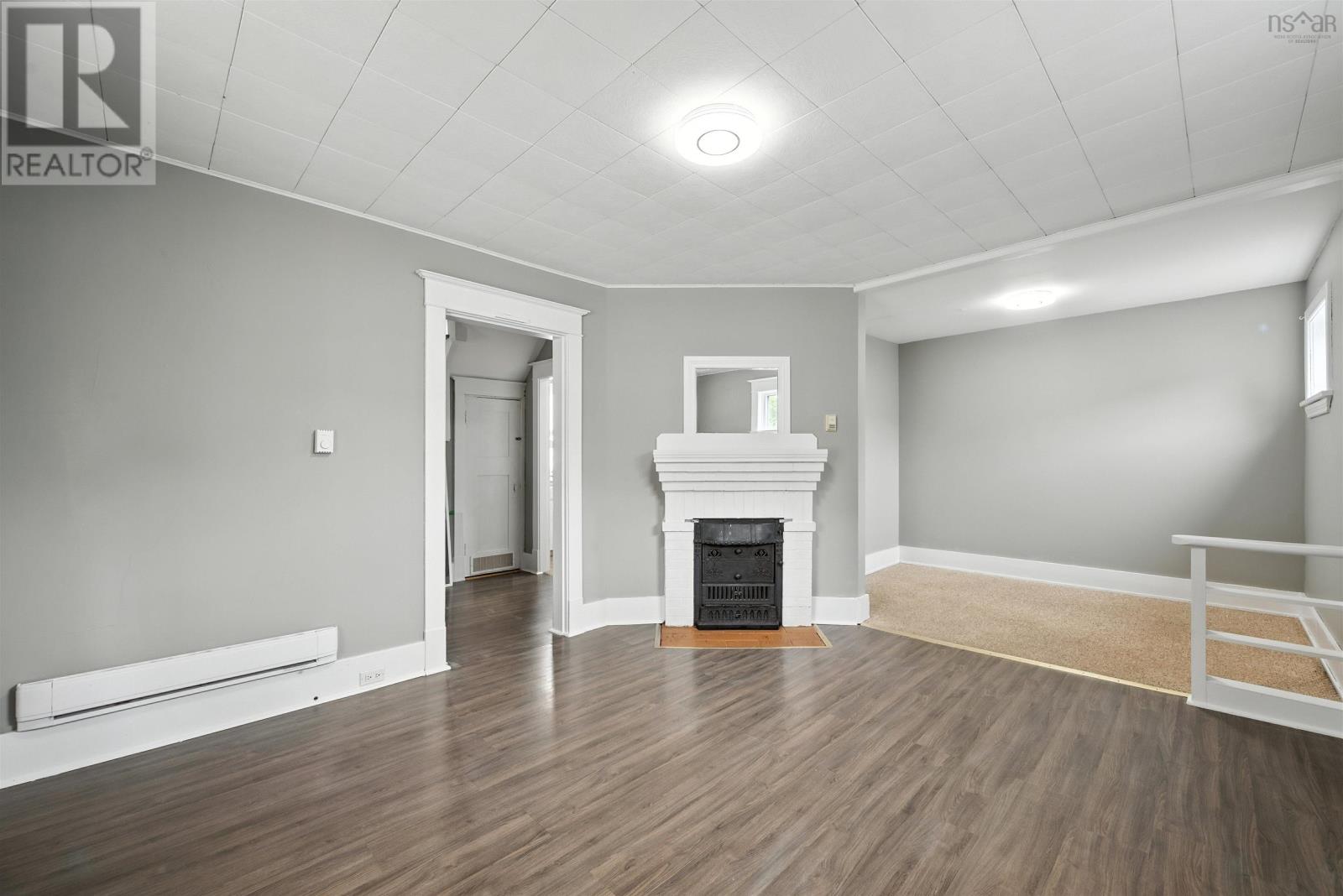 6944 Leppert Street, Halifax, Nova Scotia  B3L 1N8 - Photo 5 - 202515113