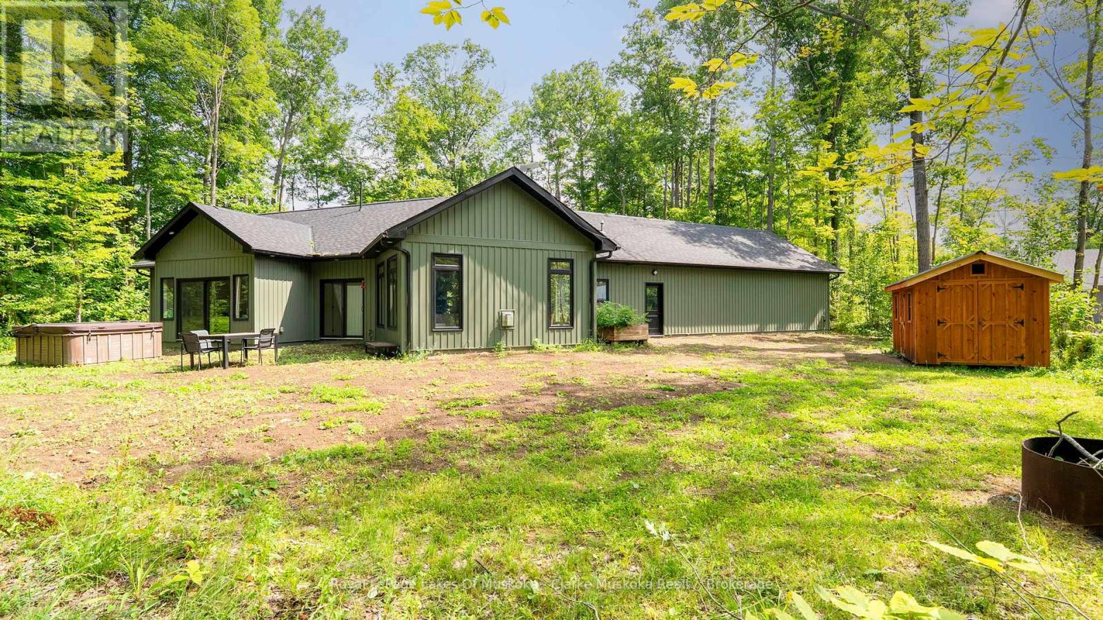 3278 Russell Drive, Severn, Ontario  L0K 1S0 - Photo 27 - S12312791