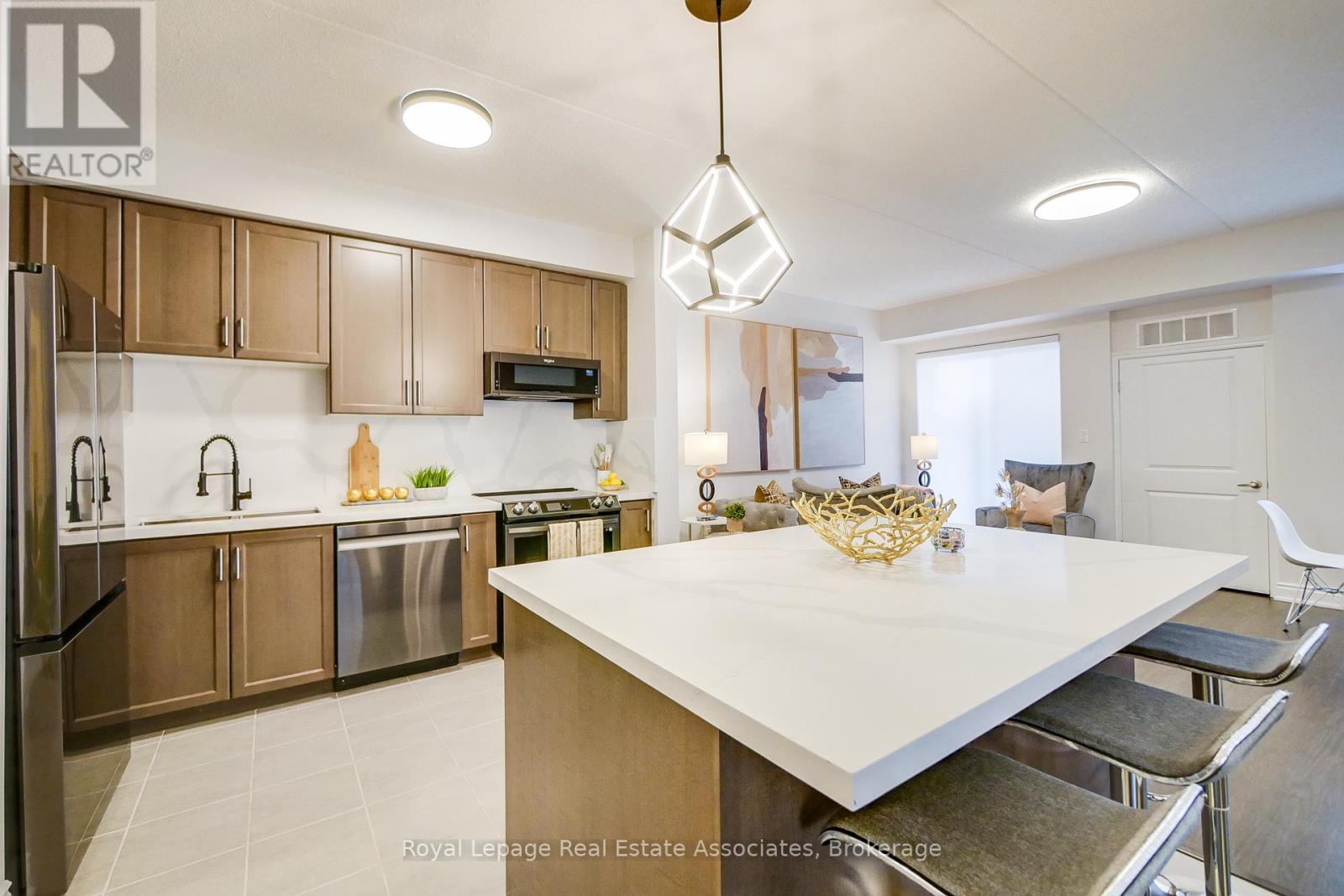 115 - 650 Sauve Street, Milton, Ontario  L9T 9A5 - Photo 4 - W12290065